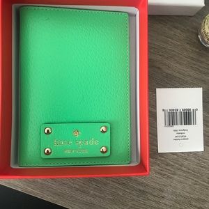 Kate spade green passport